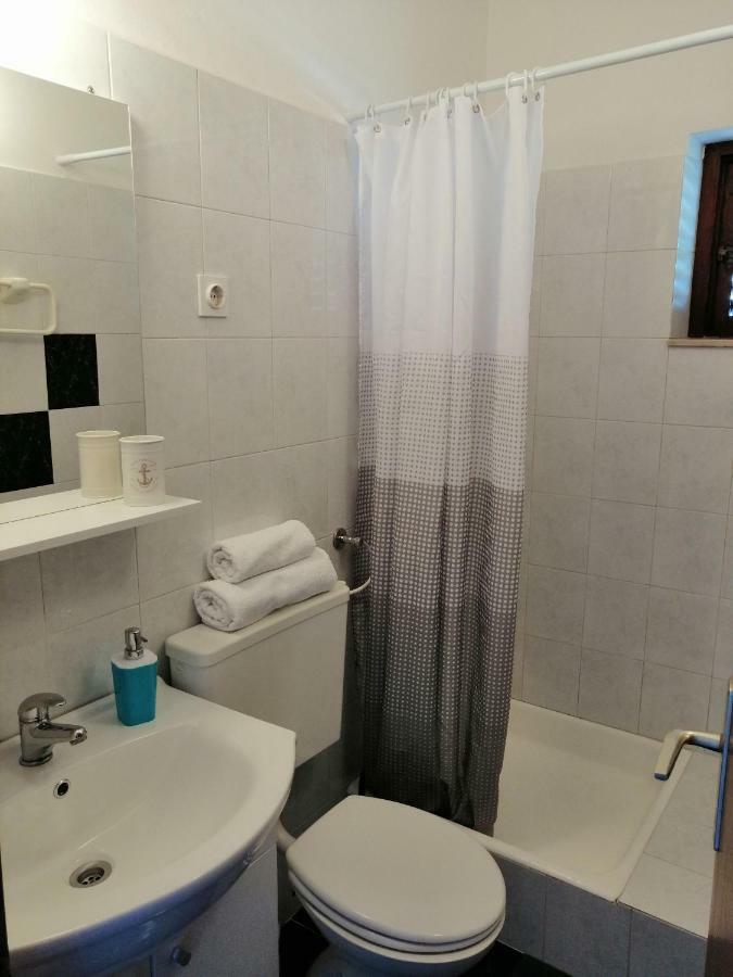 Apartments And Room Caric Єлса Екстер'єр фото