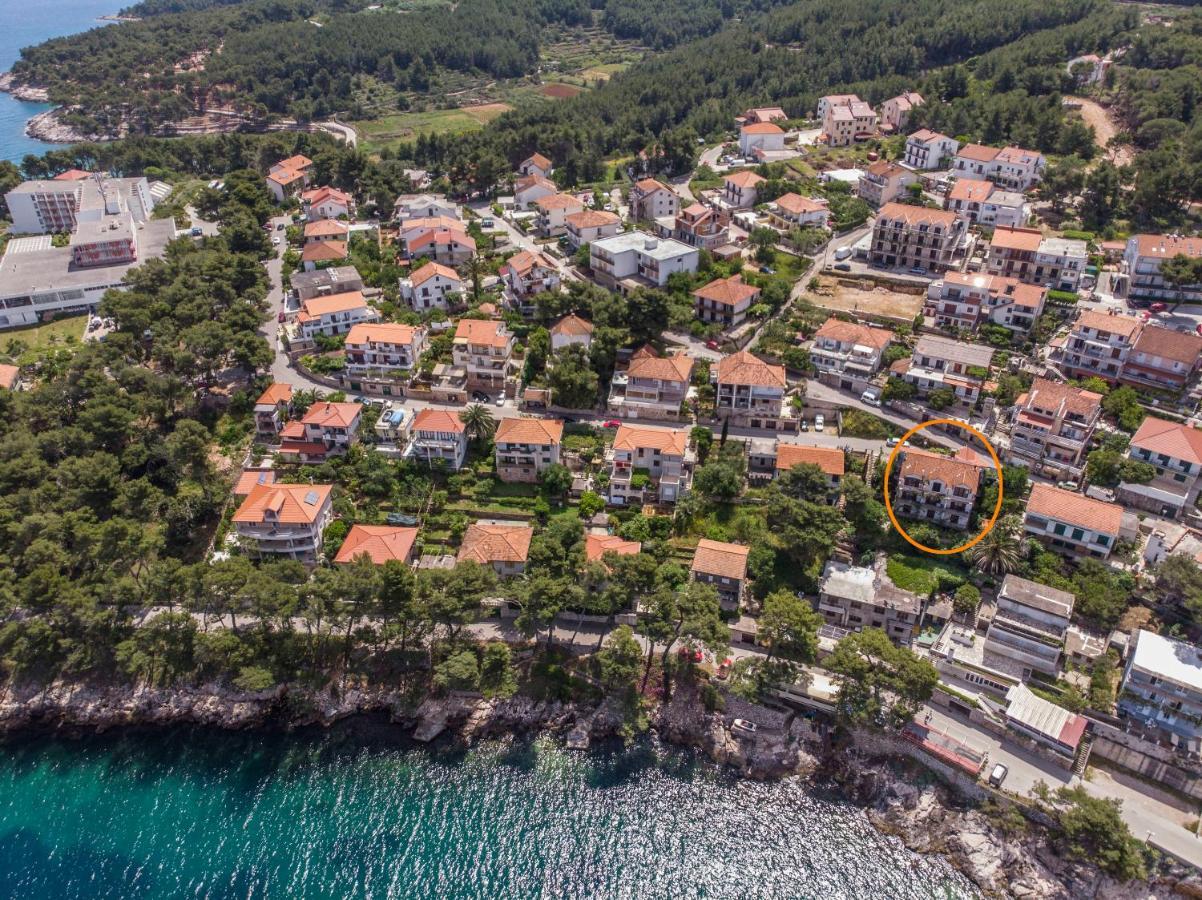 Apartments And Room Caric Єлса Екстер'єр фото